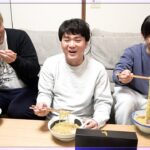 ラーメンの締めにラーメンをすする男たち