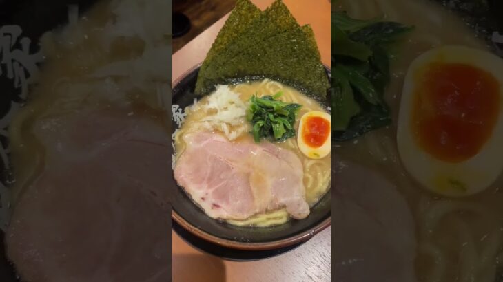 チャンネル登録よろしくお願いします🤲【横浜家系ラーメン 光来家】「濃厚とんこつ醤油ラーメン」#家系ラーメン #天神橋筋商店街 #shorts