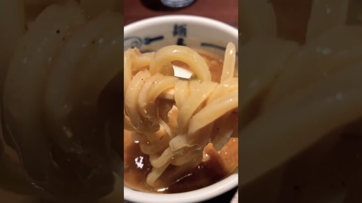 【麺屋武蔵  濃厚つけ麺】濃厚スープにコシのある太麺がたまらない