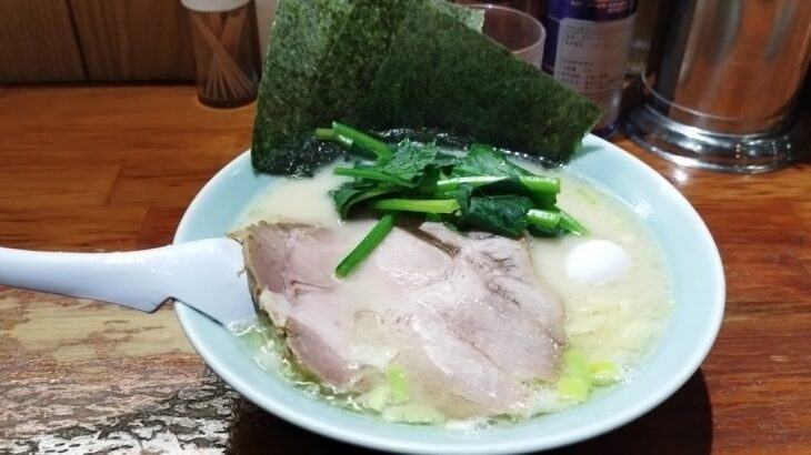 笠間市　壱福家　横浜ラーメン食べてきました　家系醤油　塩ラーメン　デカいチャーシュー　コスパ飯　頑張れ激安飲食店シリーズ