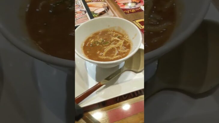 ラーメン名店無尽蔵つけ麺