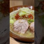 ラーメン豚山で二郎系ラーメン全マシ麺大盛り