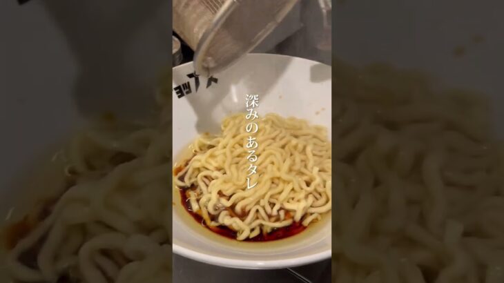 こだわりのタレと鶏油！