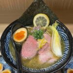 【御卓實驗室】新店初訪 牛と柚ラーメン 柚子牛清湯拉麵 280元 兩顆味付玉子 60 元 很濃的烤布丁 60 元