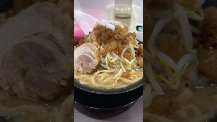 #shorts    横浜家系ラーメン一門家のラーメン　二郎系ラーメン