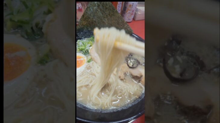 朝からラーメン😆朝ラー【バリ豚】二郎系ラーメン豚骨ラーメン。